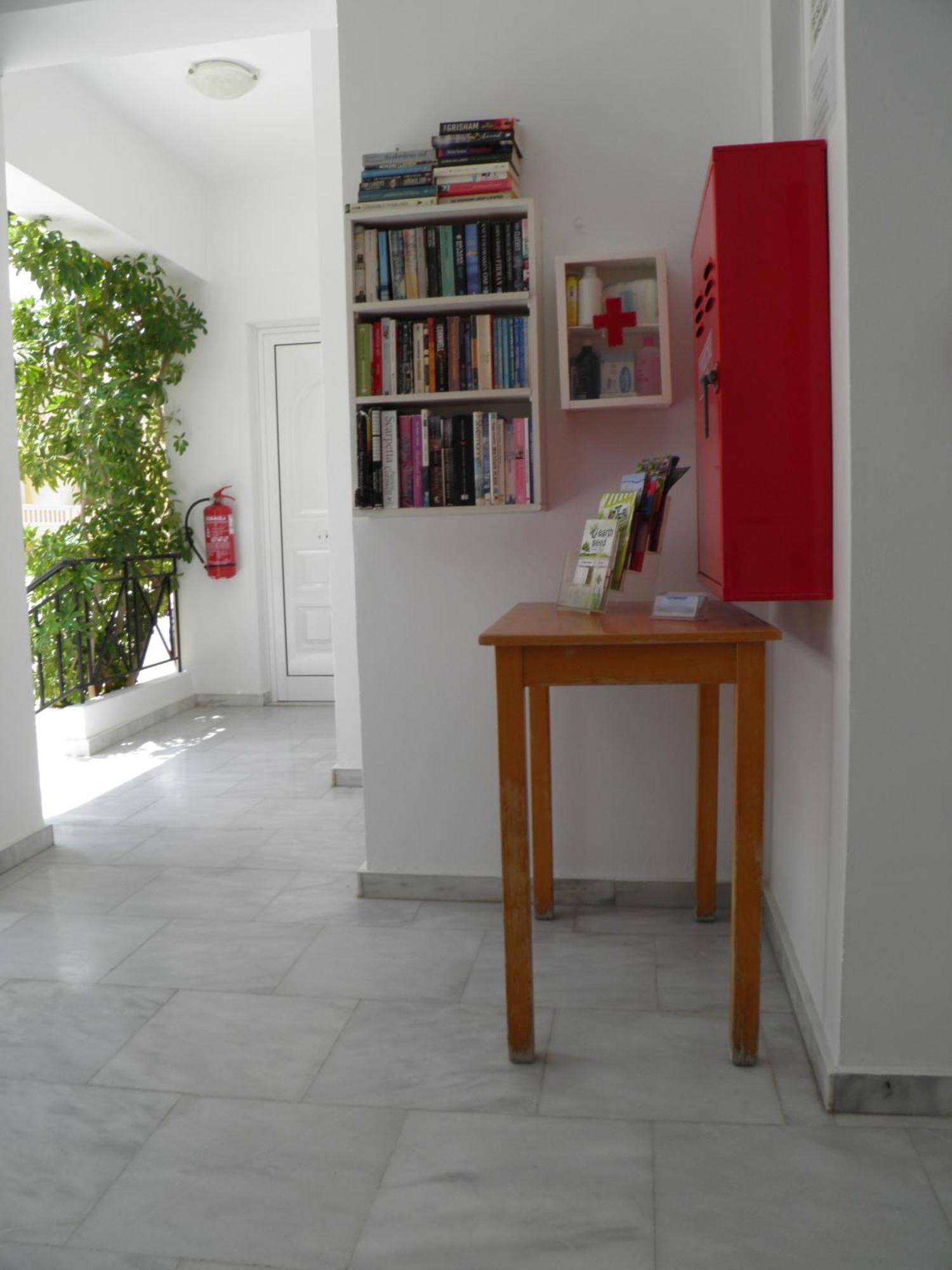 קליבס Christi Apartments מראה חיצוני תמונה
